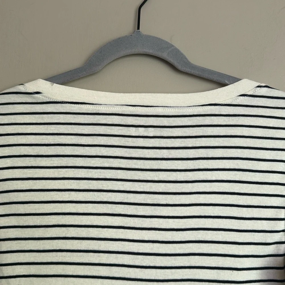 NWT- Three Dots vneck 3/4 sleeve striped shirt Egret & black striped, size XS - Picture 6 of 10